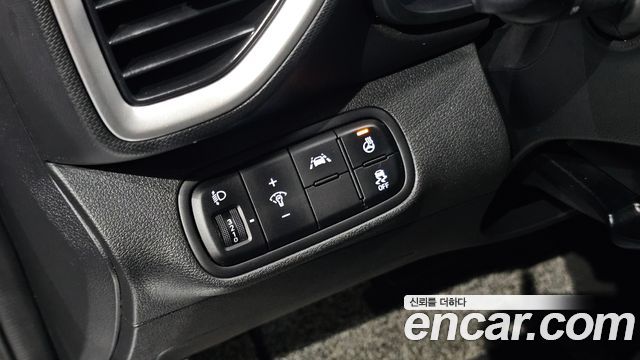 Hyundai Venue 2022 — photo 14