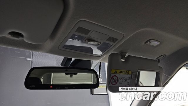 Hyundai Venue 2022 — photo 18