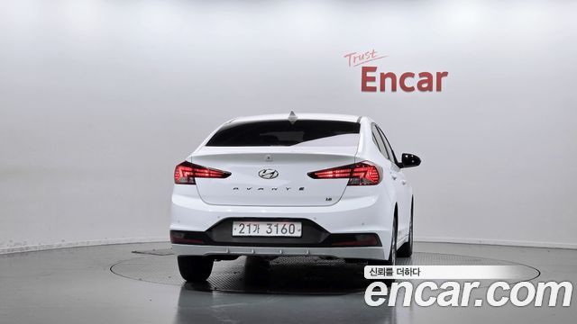 Hyundai AVANTE 2019 — photo 4