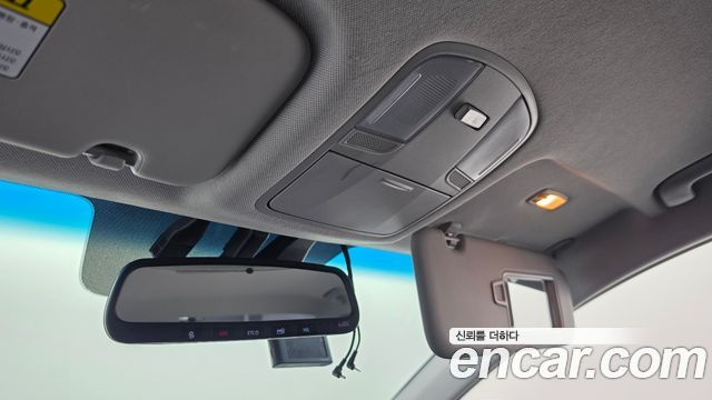 Hyundai AVANTE 2019 — photo 23