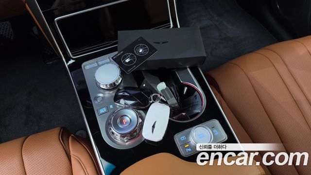 Genesis GV80 2024 — photo 12