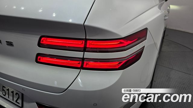 Genesis GV80 2024 — photo 9