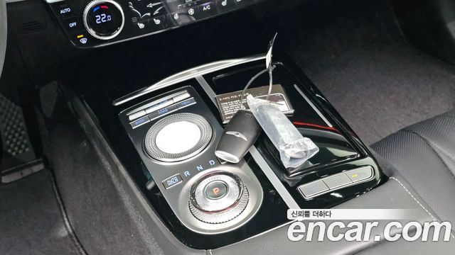 Genesis G80 2021 — photo 12