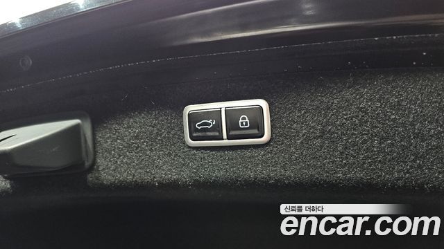 Genesis G80 2021 — photo 24