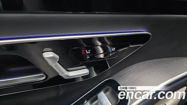 Mercedes-Benz S-Class 2022 — photo 24