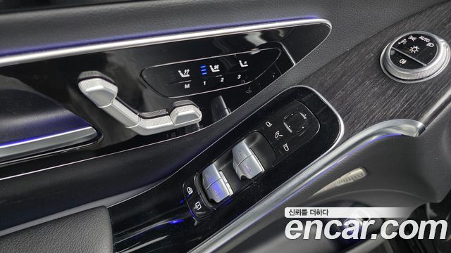 Mercedes-Benz S-Class 2022 — photo 28