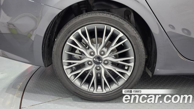 Kia K3 2022 — photo 5