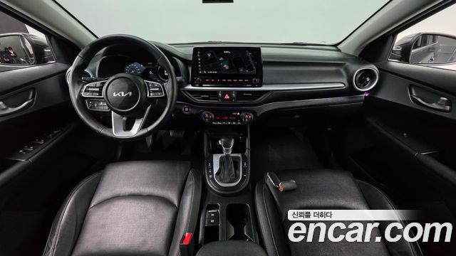 Kia K3 2022 — photo 10