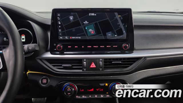 Kia K3 2022 — photo 18