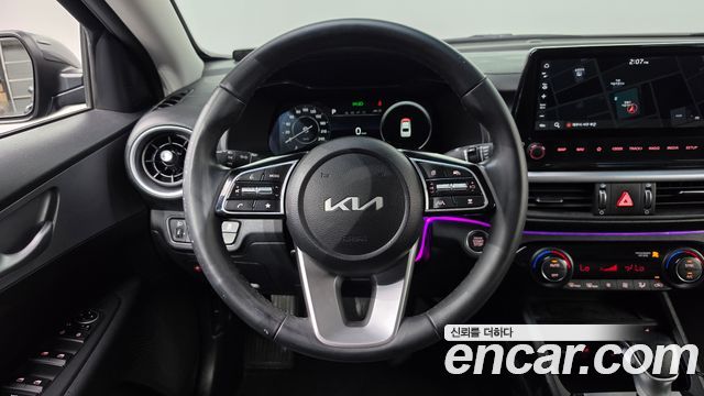 Kia K3 2022 — photo 19