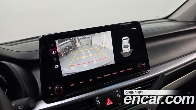 Kia K3 2022 — photo 20