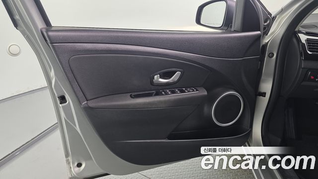 Renault Korea SM3 2016 — photo 14