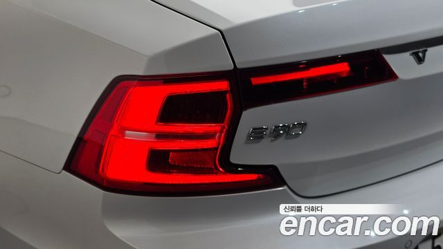 Volvo S90 2019 — photo 9