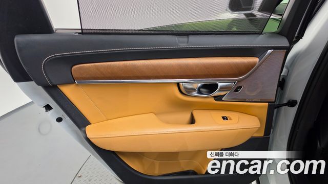 Volvo S90 2019 — photo 15