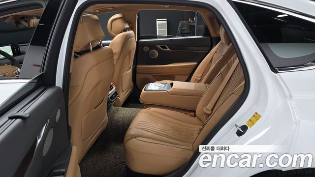 Genesis G80 2022 — photo 12