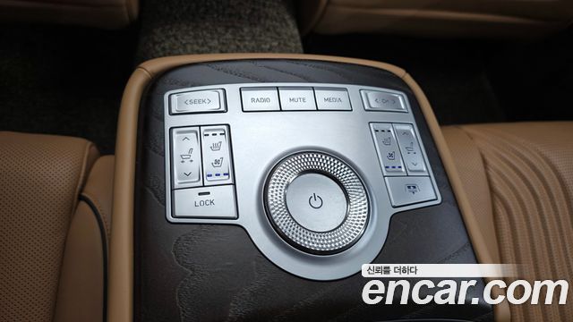 Genesis G80 2022 — photo 19
