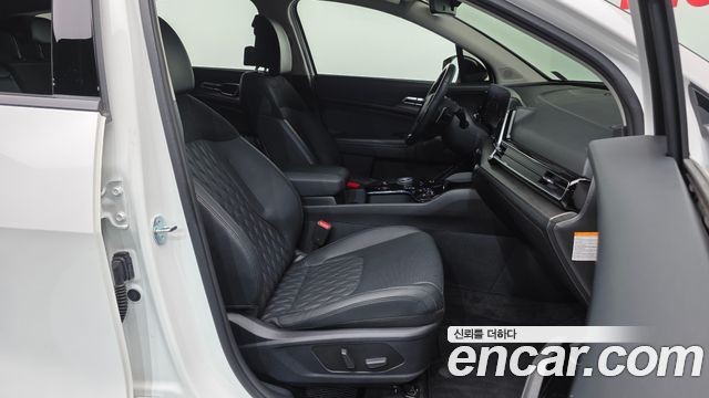 Kia Sportage 2023 — photo 17