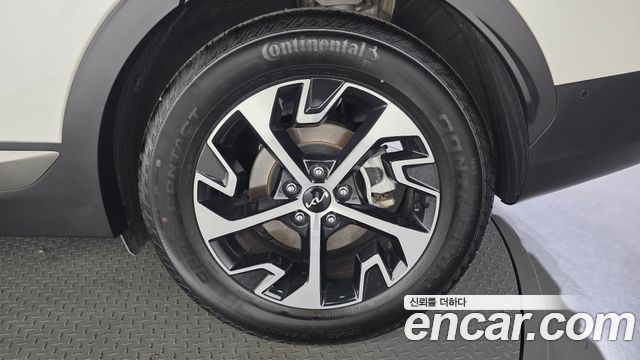 Kia Sportage 2023 — photo 7