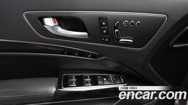 Kia K9 2014 — photo 16