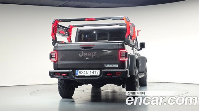 Jeep Gladiator 2023 — photo 4