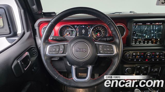 Jeep Gladiator 2023 — photo 22