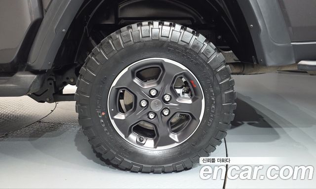 Jeep Gladiator 2023 — photo 7