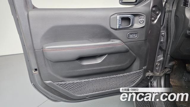 Jeep Gladiator 2023 — photo 14