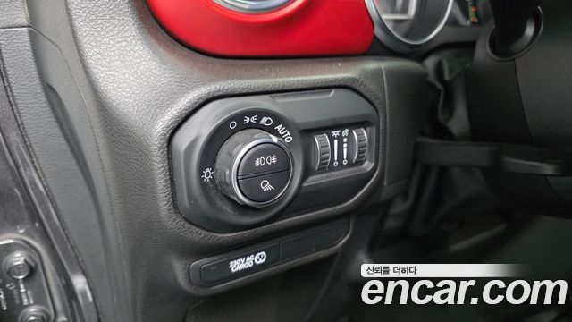 Jeep Gladiator 2023 — photo 29