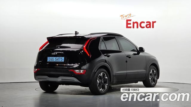 Kia Niro 2023 — photo 2