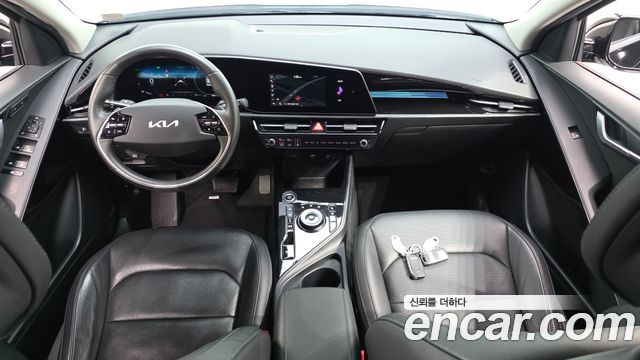 Kia Niro 2023 — photo 10