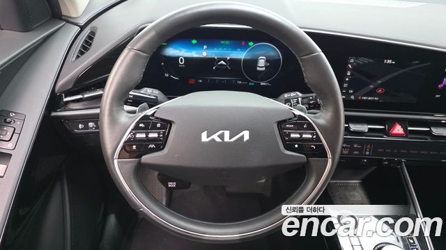 Kia Niro 2023 — photo 20