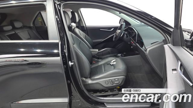 Kia Niro 2023 — photo 16