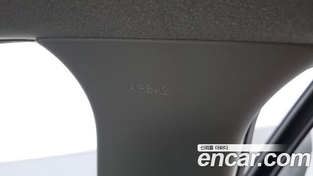 Kia Niro 2023 — photo 29