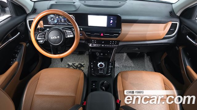Kia Seltos 2023 — photo 10