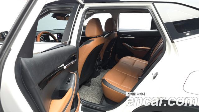 Kia Seltos 2023 — photo 16