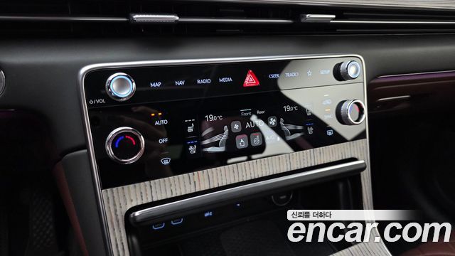 Genesis GV80 2024 — photo 25