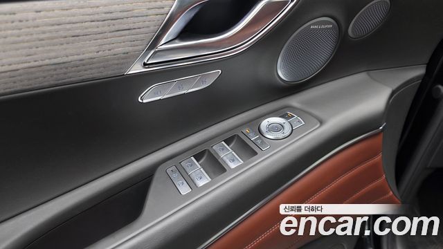 Genesis GV80 2024 — photo 32