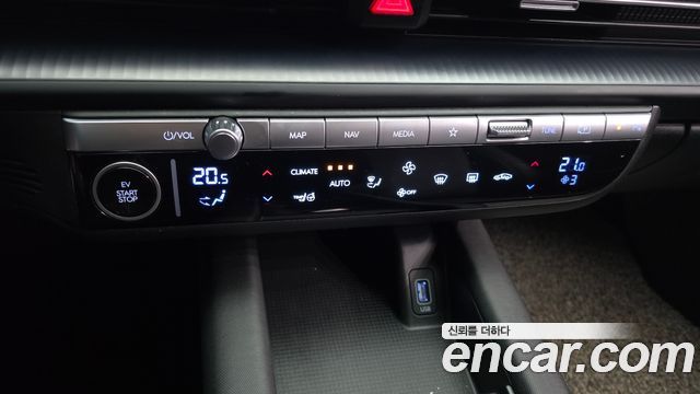 Hyundai Ioniq6 2025 — photo 18