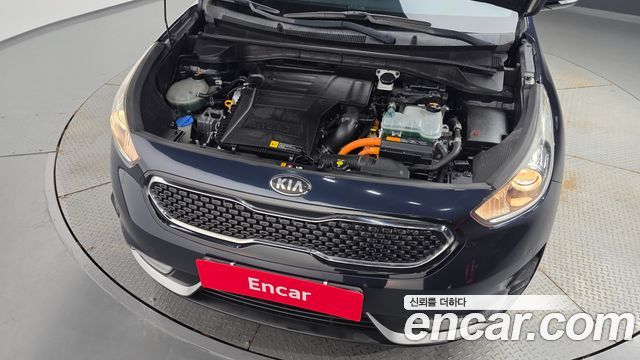 Kia Niro 2017 — photo 6