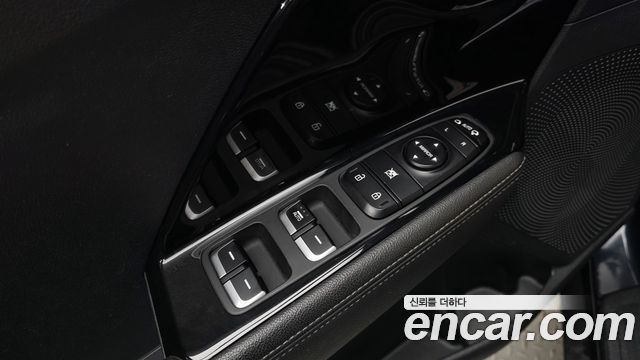 Kia Niro 2017 — photo 29