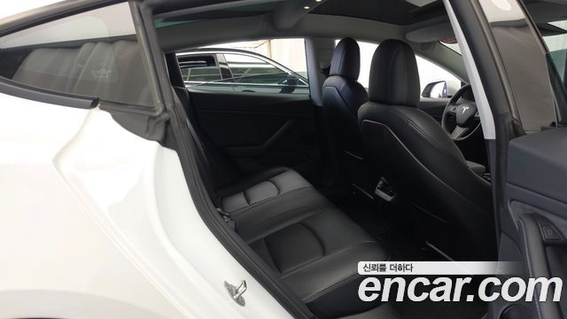 Tesla Model 3 2021 — photo 18