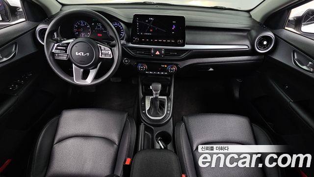 Kia K3 2022 — photo 10