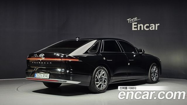 Hyundai Grandeur 2023 — photo 2