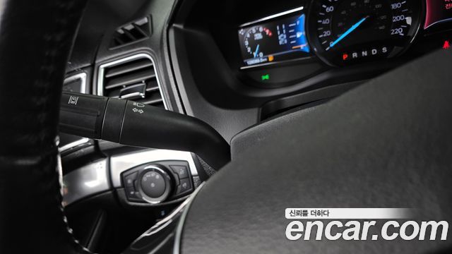 Ford Explorer 2018 — photo 28