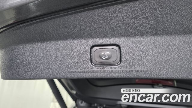 Ford Explorer 2018 — photo 33