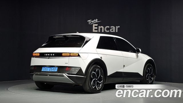 Hyundai Ioniq5 2022 — photo 2