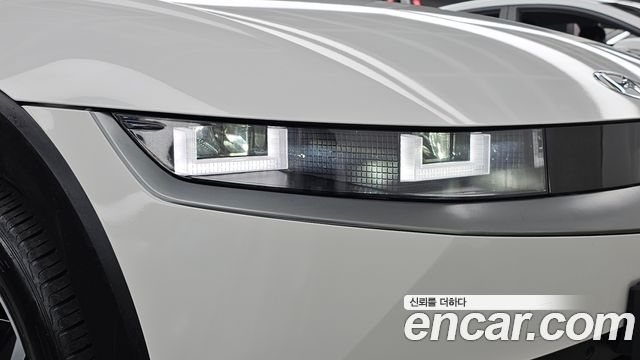 Hyundai Ioniq5 2022 — photo 8