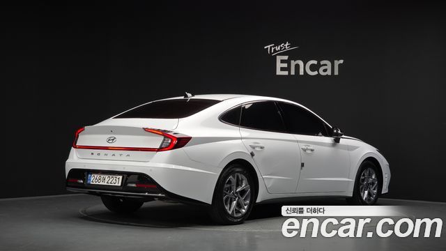 Hyundai Sonata 2023 — photo 2
