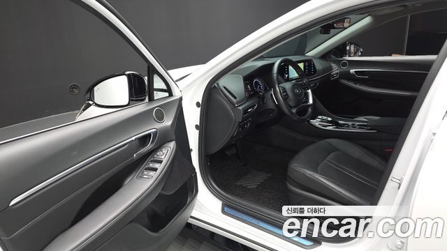 Hyundai Sonata 2023 — photo 13