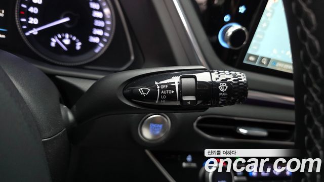 Hyundai Sonata 2023 — photo 31